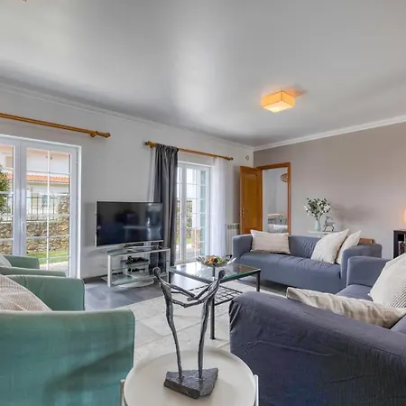 Villa In Ribamar - Lissabon Region 42000